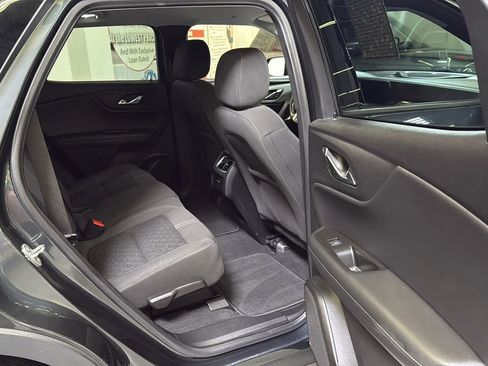 Used 2020 Chevrolet Blazer LT image 17