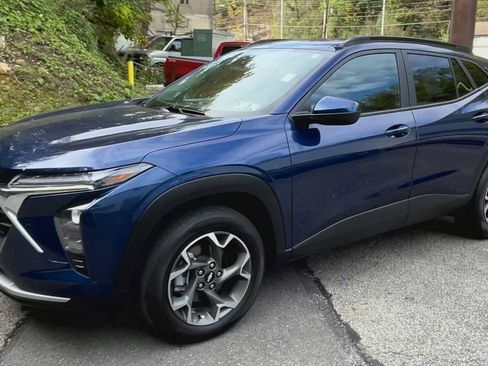 Certified 2024 Chevrolet Trax LT FWD image 4