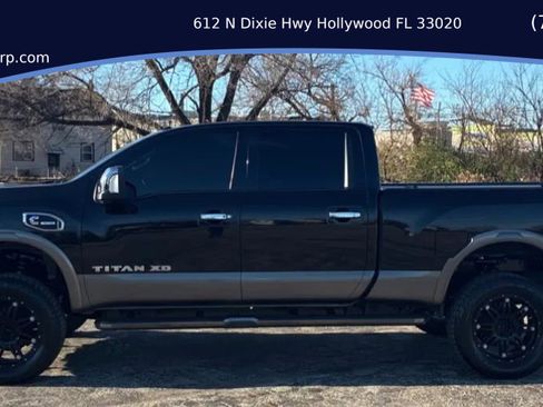 Used 2017 Nissan Titan Platinum Reserve image 2