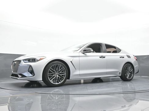 Used 2019 Genesis G70 2.0T Advanced RWD image 54