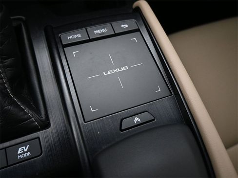 Used 2021 Lexus ES 300h w/ Premium Package image 15