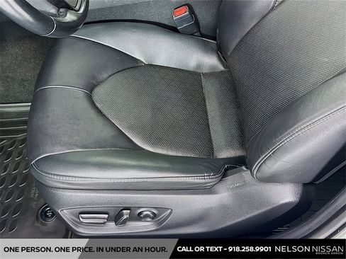 Used 2023 Toyota Camry XSE image 19