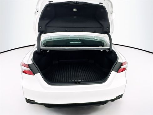 Certified 2023 Toyota Camry LE image 20