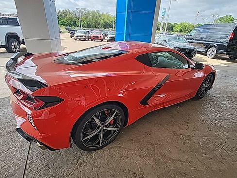 Used 2021 Chevrolet Corvette Stingray Preferred Cpe w/ Z51 Performance Package image 5