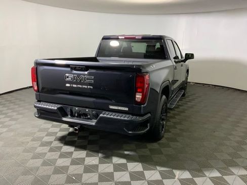 Used 2023 GMC Sierra 1500 Elevation w/ LPO, Elevation Black Package AWD/4WD image 7
