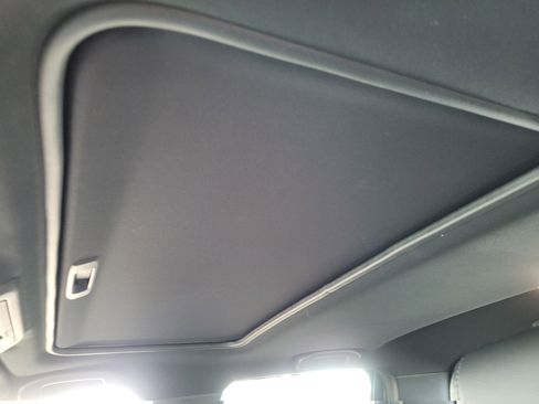 Used 2022 Nissan Frontier PRO-4X w/ Pro-4X Premium Package image 12