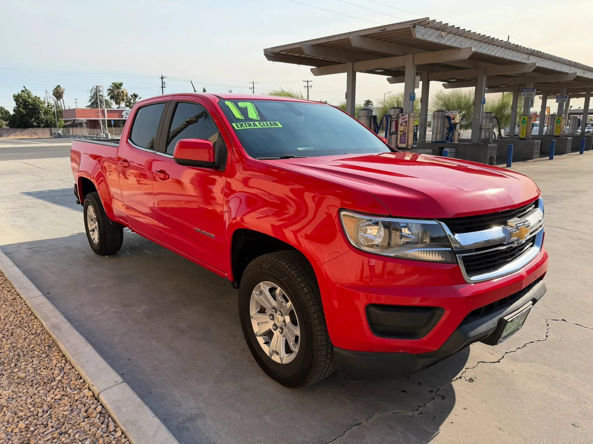 Used 2017 Chevrolet Colorado LT RWD image 3