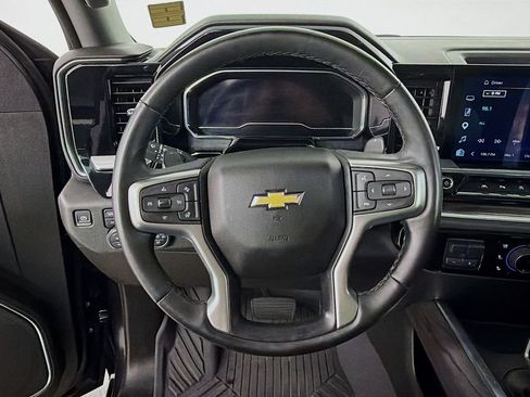 Used 2024 Chevrolet Silverado 1500 LTZ AWD/4WD image 13