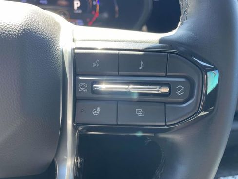 Used 2025 Chevrolet Colorado Trail Boss image 20