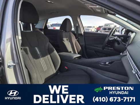 Certified 2023 Hyundai Elantra SEL w/ Convenience Package image 15