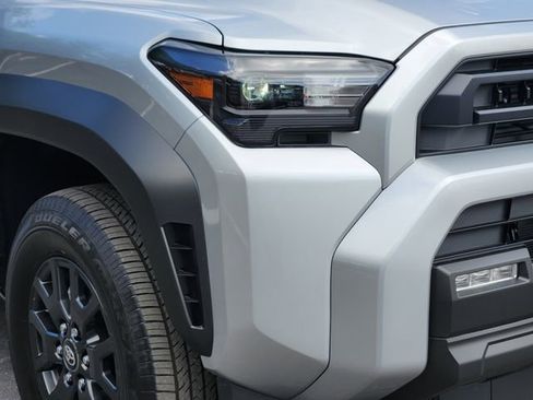 New 2026 Toyota 4Runner SR5 image 7