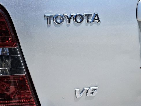 Used 2006 Toyota Highlander Limited FWD image 12