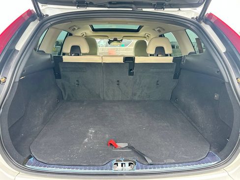 Used 2017 Volvo XC60 T6 Inscription w/ Advanced Package AWD/4WD image 28