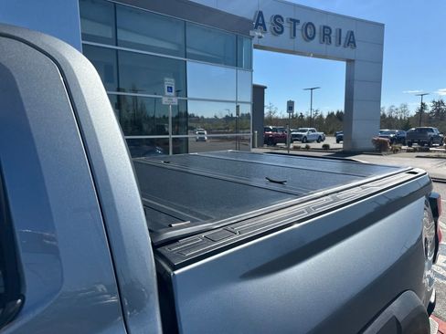 Used 2023 Chevrolet Colorado Trail Boss w/ Technology Package image 21