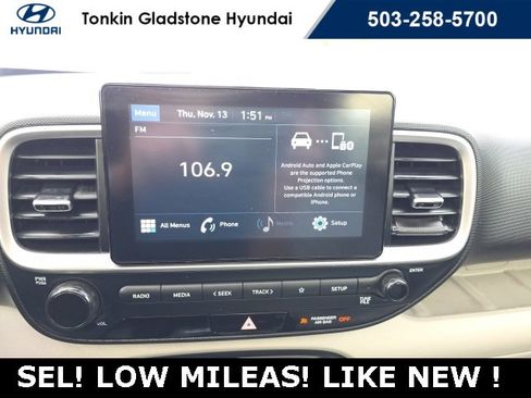 Used 2020 Hyundai Venue SEL w/ Convenience Package image 16