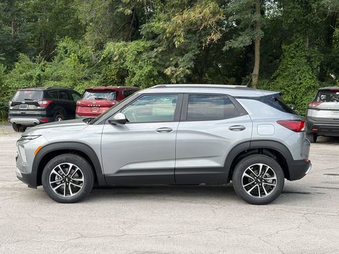 New 2026 Chevrolet TrailBlazer LT w/ LT Cold Weather Package FWD image 4