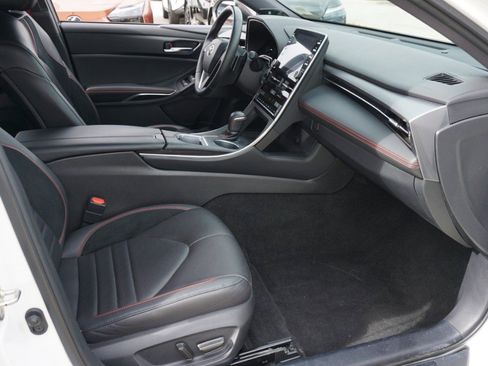 Used 2020 Toyota Avalon TRD image 12
