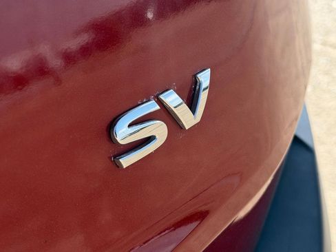 Certified 2023 Nissan Rogue SV FWD image 9