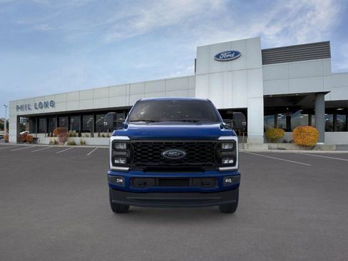 New 2026 Ford F250 XLT w/ XLT Premium Package AWD/4WD image 6