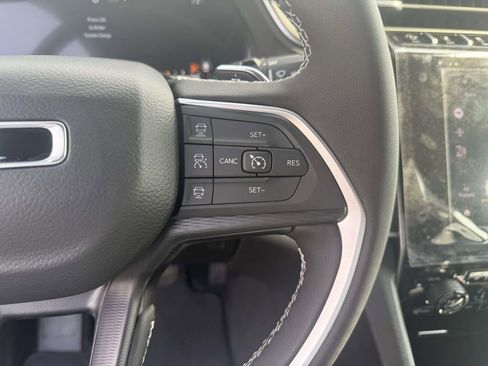 New 2026 Jeep Grand Cherokee L 2WD image 16