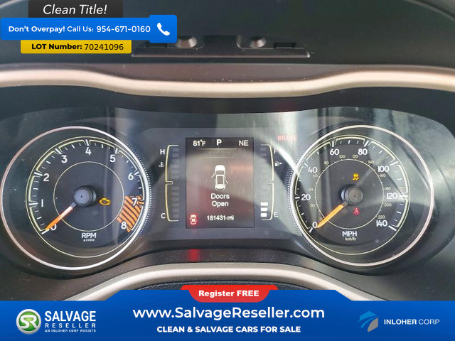 Used 2015 Jeep Cherokee Latitude w/ Cold Weather Group FWD image 12