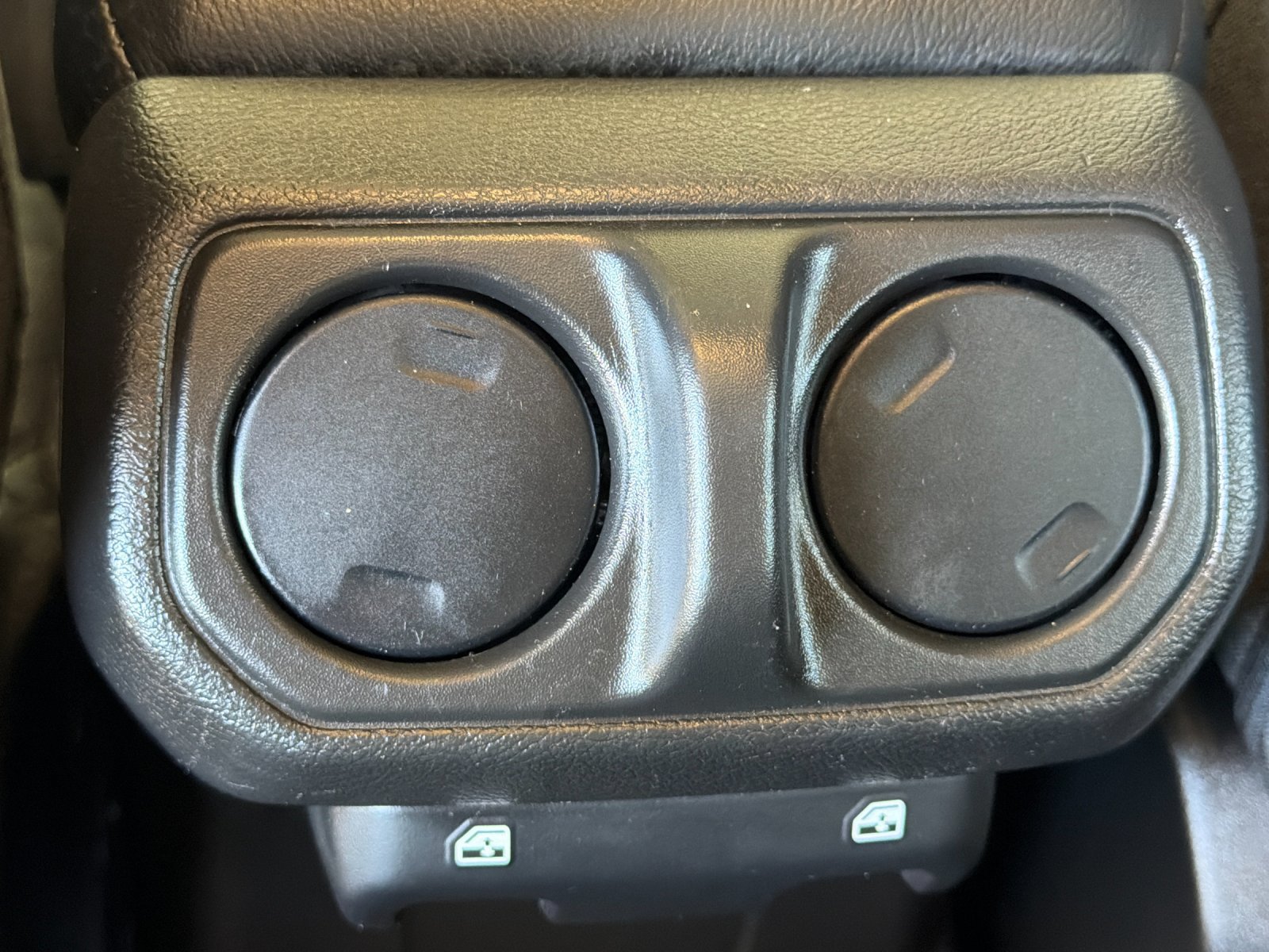 Used 2025 Jeep Wrangler Unlimited Sport AWD/4WD image 33