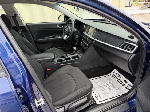 Used 2020 Kia Optima LX FWD image 17