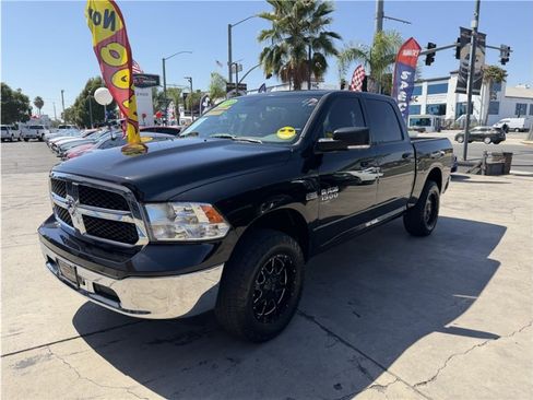 Used 2019 RAM 1500 Classic SLT w/ Luxury Group AWD/4WD image 10