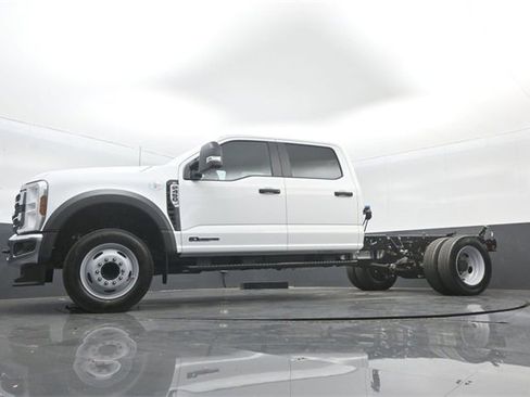 New 2026 Ford F450 XL w/ XL Chrome Package image 32