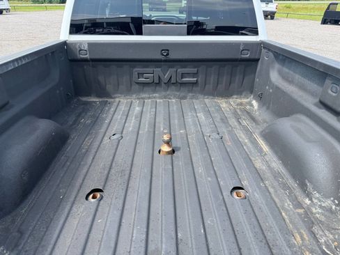 Used 2019 GMC Sierra 3500 SLT w/ Duramax Plus Package AWD/4WD image 7