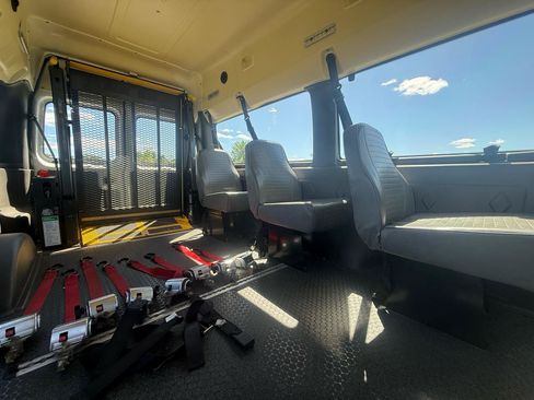 Used 2012 Ford E-250 and Econoline 250 w/ PWR Group RWD image 9
