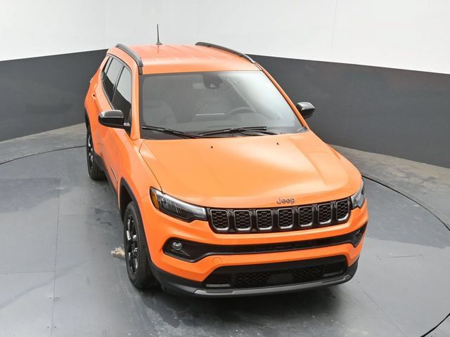 Used 2026 Jeep Compass Latitude AWD/4WD image 43