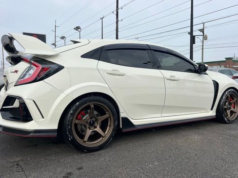 Used 2021 Honda Civic Type R image 8