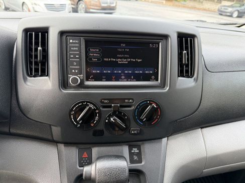 Used 2021 Nissan NV200 S image 7
