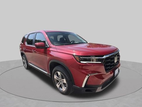 Certified 2025 Honda Pilot EX-L image 8