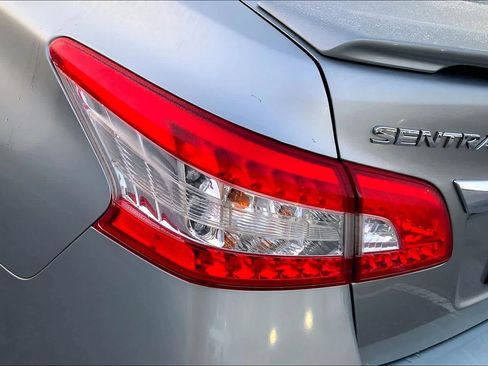 Used 2014 Nissan Sentra SR w/ SR Driver Package image 27