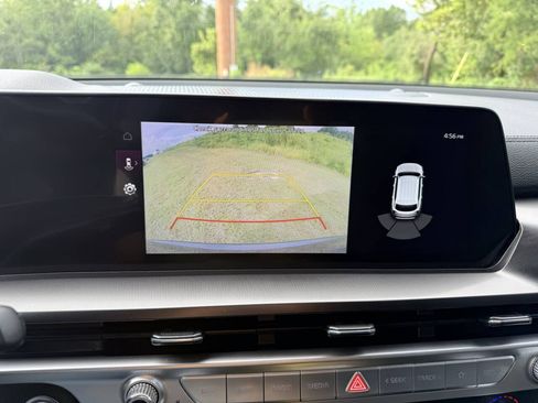 Used 2023 Kia Telluride S w/ S Sunroof Package FWD image 24
