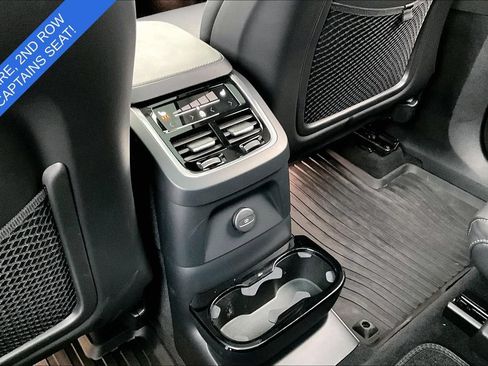 Certified 2025 Volvo XC90 T8 Ultra w/ Lounge Package AWD/4WD image 31