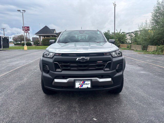 Used 2023 Chevrolet Colorado Trail Boss w/ Technology Package AWD/4WD image 3