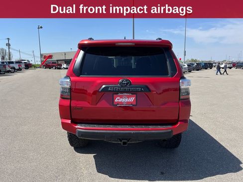 Used 2018 Toyota 4Runner TRD Off-Road image 5