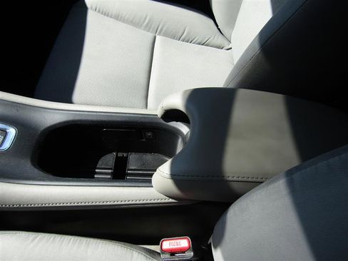 Used 2019 Honda HR-V LX image 21