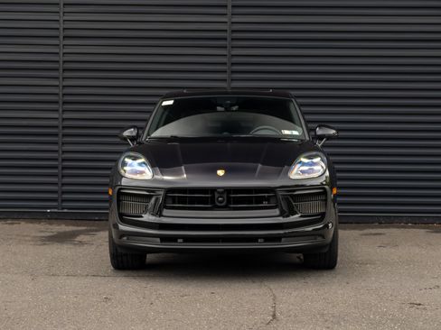 Certified 2025 Porsche Macan S AWD/4WD image 11