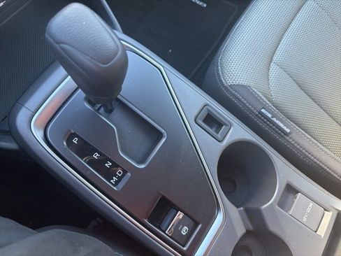 Certified 2024 Subaru Crosstrek 2.0i Premium image 18