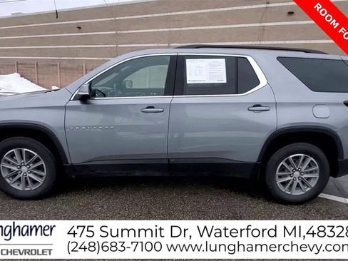 Used 2023 Chevrolet Traverse LT image 5