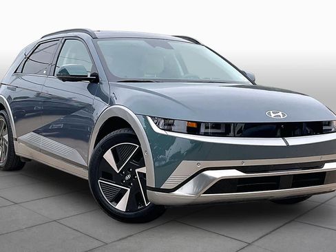 Certified 2025 Hyundai Ioniq 5 Limited RWD image 2