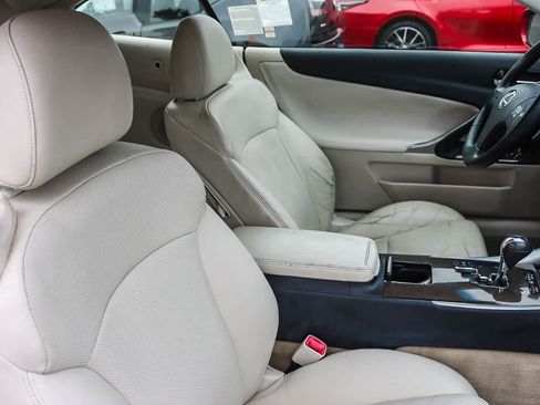Used 2010 Lexus IS 350C image 15