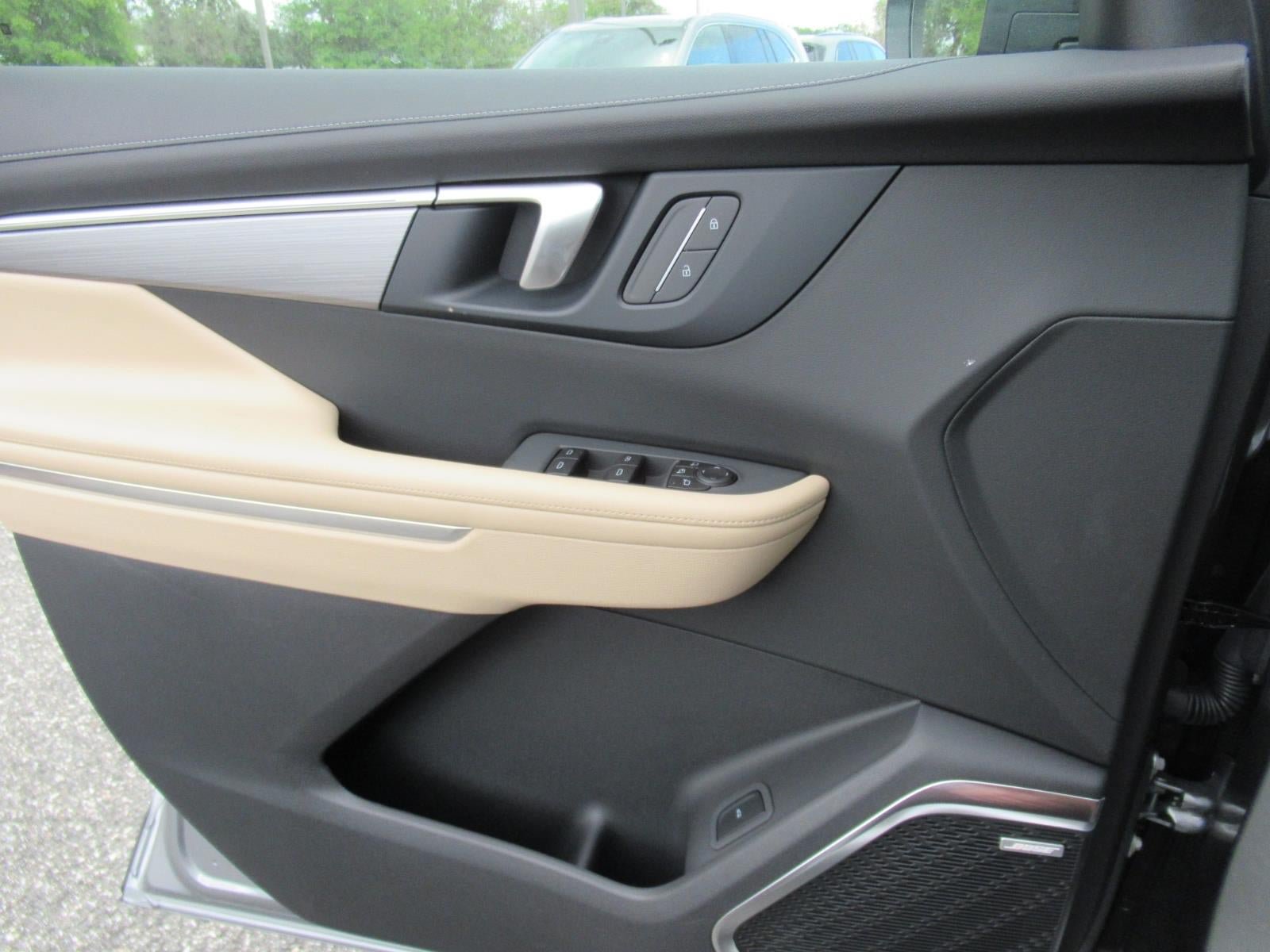 New 2026 Buick Enclave Preferred w/ LPO, Floor Liner Package FWD image 21