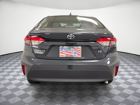 Used 2025 Toyota Corolla LE FWD image 11