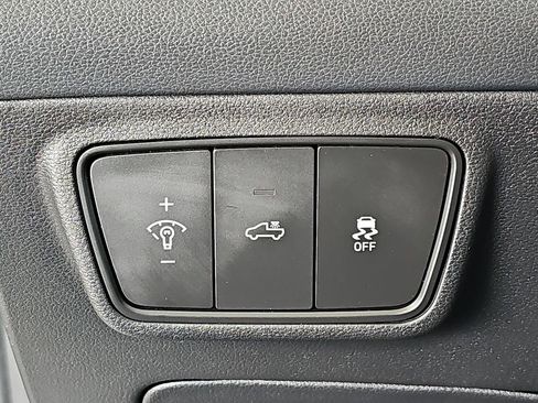 Used 2022 Hyundai Santa Cruz Limited image 30