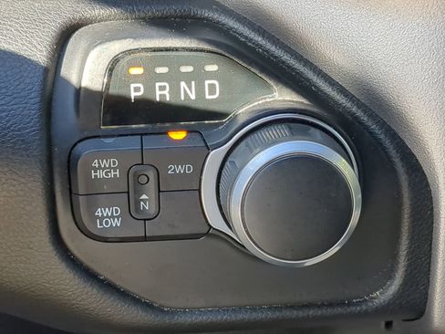 Used 2024 RAM 2500 Big Horn w/ Bed Utility Group image 54